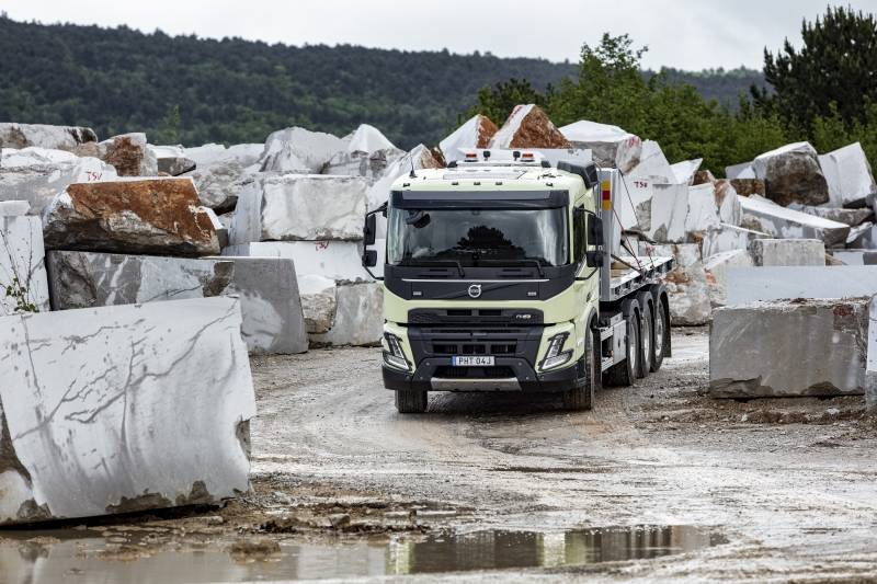 volvo-truck-5.jpg